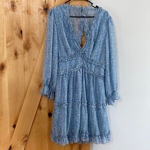 Flowy long sleeve dress